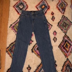 Hollister striped mom jean. Size 1, w25